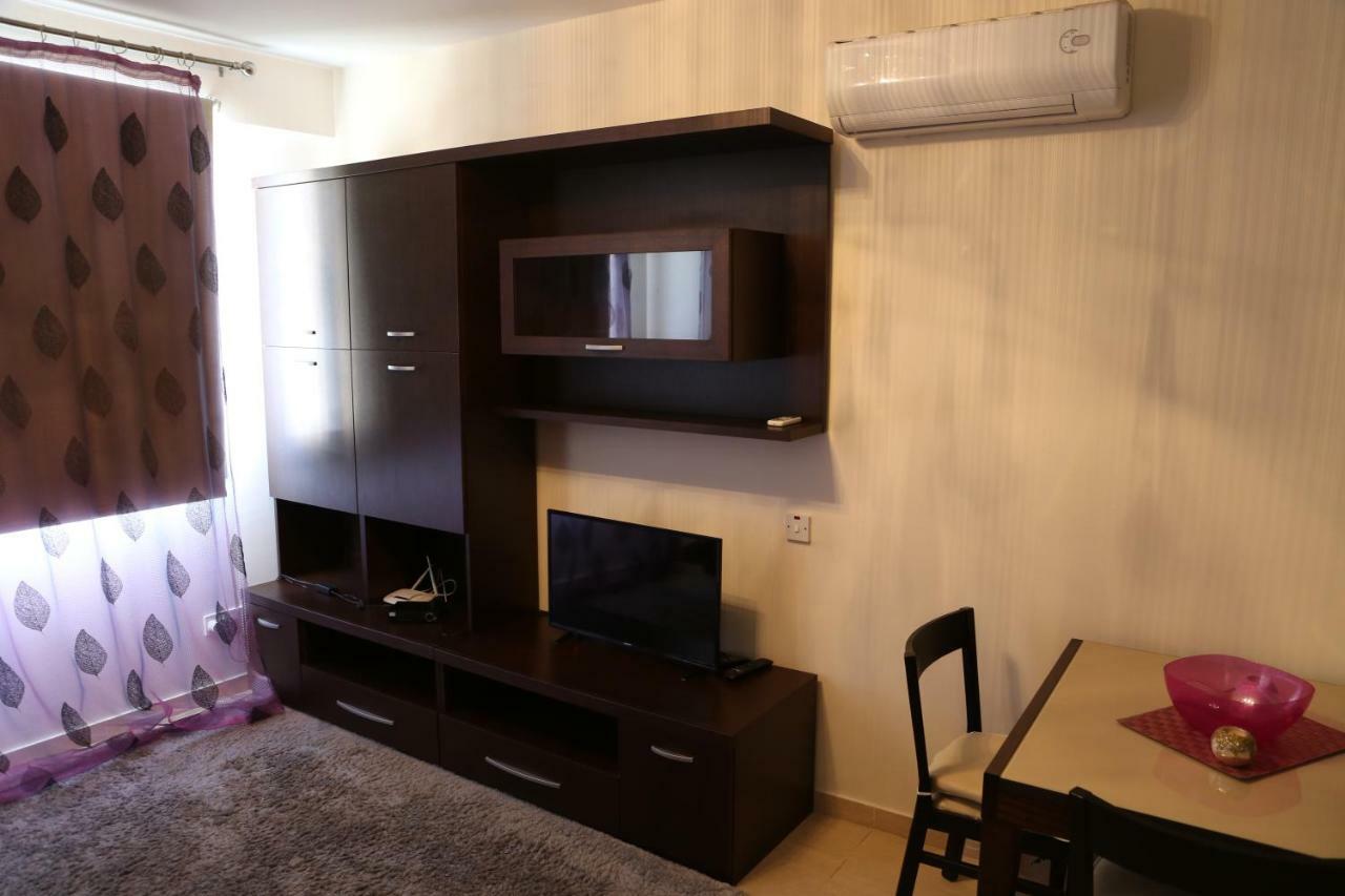 Danaos 2 Complex Apartment - By Imh Travel & Tours Пафос Екстериор снимка